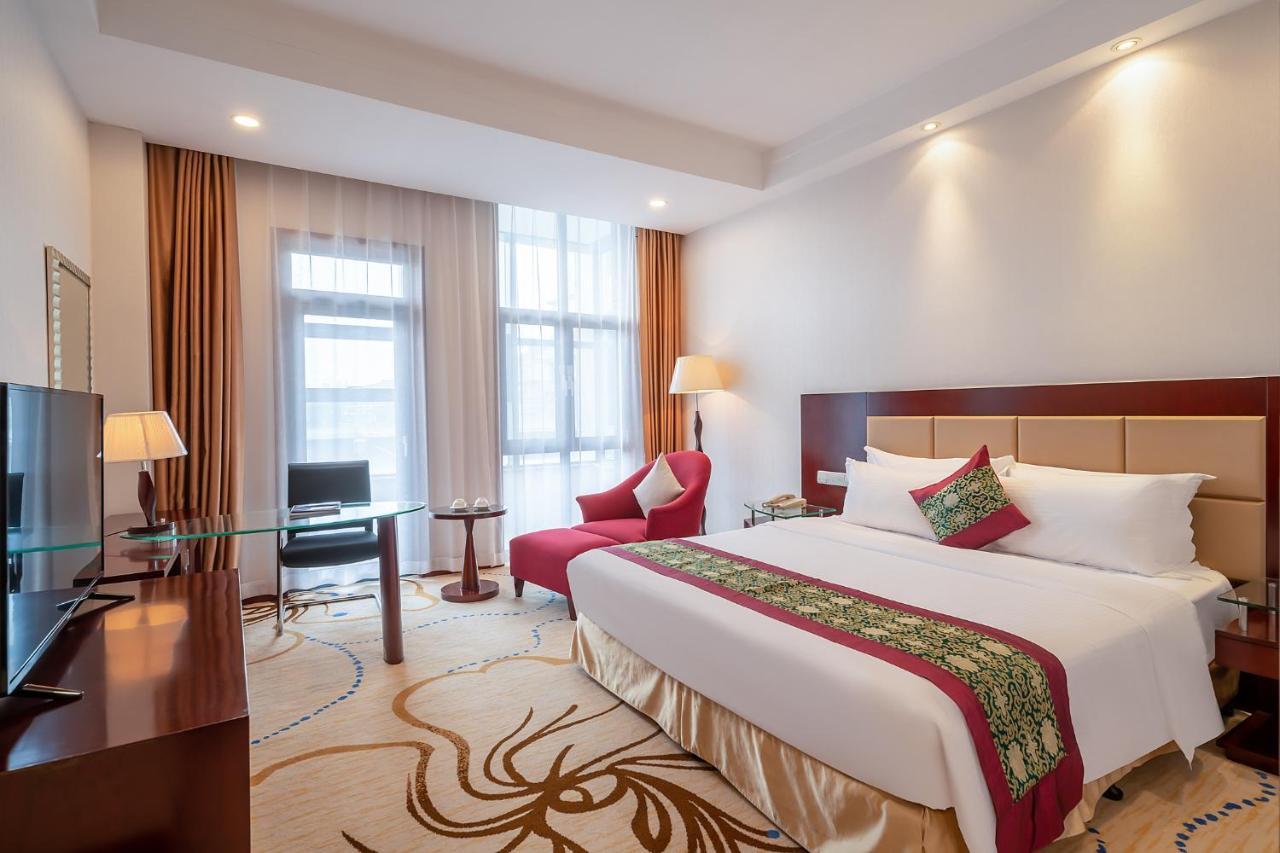 Grand Metropark Hotel Shandong Жинан Екстериор снимка