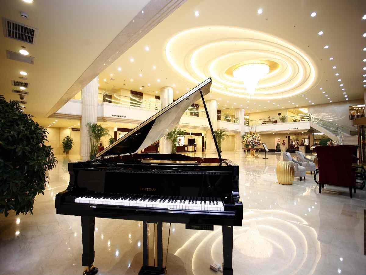 Grand Metropark Hotel Shandong Жинан Екстериор снимка